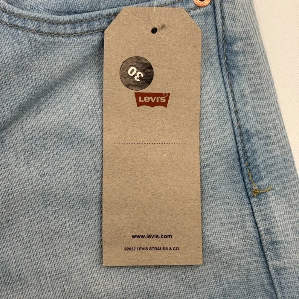 Levi's 505‎ Straight Leg Jeans Mens 30x32 Light Denim NWT Reclaimed Sustainable